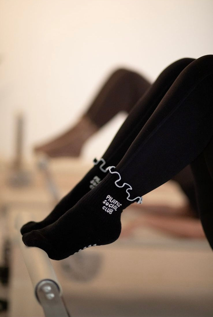 Everyday studio grip socks - pilates social club